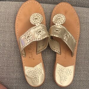 Joch Rogers Metallic Gold Leather Thong Sandals - Women 8W